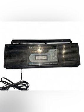 VTG 80s GPX boombox Model C450

Portable cassette player with an AM/FM radio
